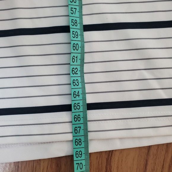 Oakley Polo Golf Shirt Men's Size Small White Black & Gray Striped Short Sleeve - Picture 6 of 7